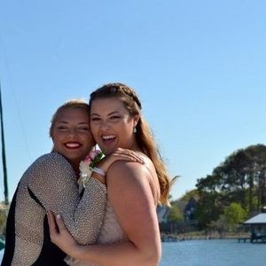 Meet your Posher, Nicole